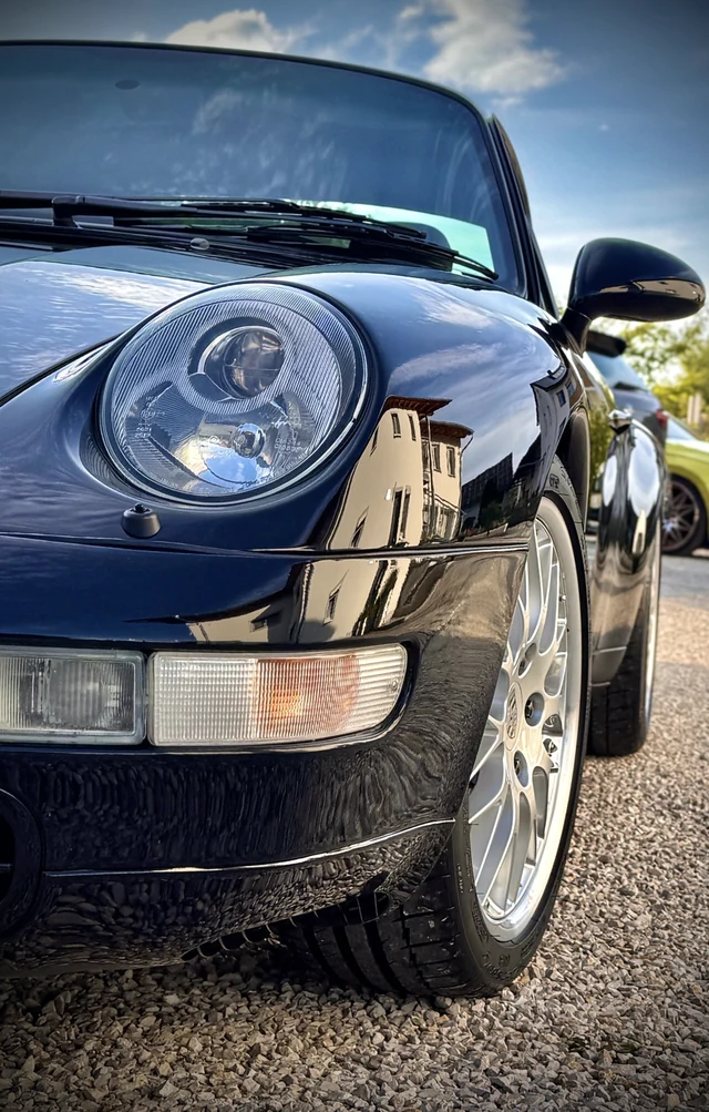 Porsche 911 (993) nach der Lackkorrektur und Versiegelung